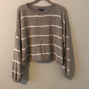 long sleeved crop top